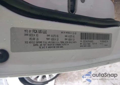 2019 Chrysler 300 Limited z USA, uszkodzony, nr VIN 2C3CCAEG7KH568555